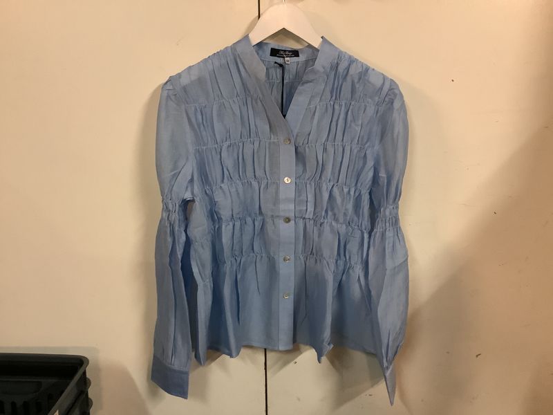 Smock blouse, soft blue