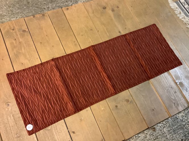 Hovedbilde Løper aks velur brent brun/rød 33x100cm