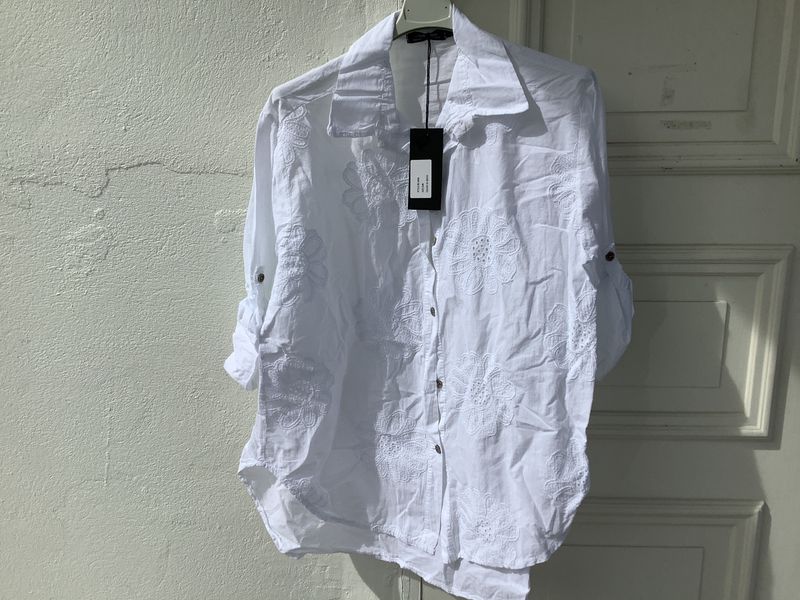 Flower pail shirt